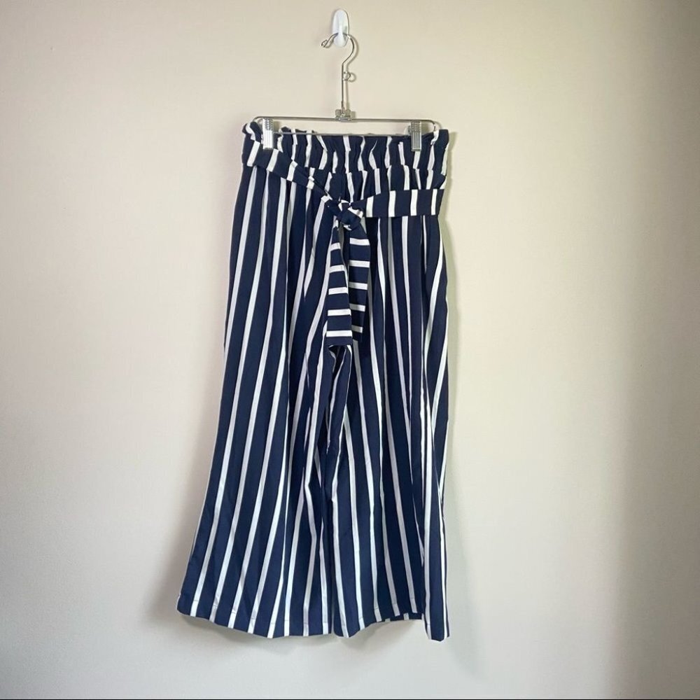 mine apparel Wide Leg Flowy Pants Waist Tie Vertical Striped Navy White Small